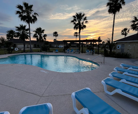 Beautiful villa -15 min from South Padre Island